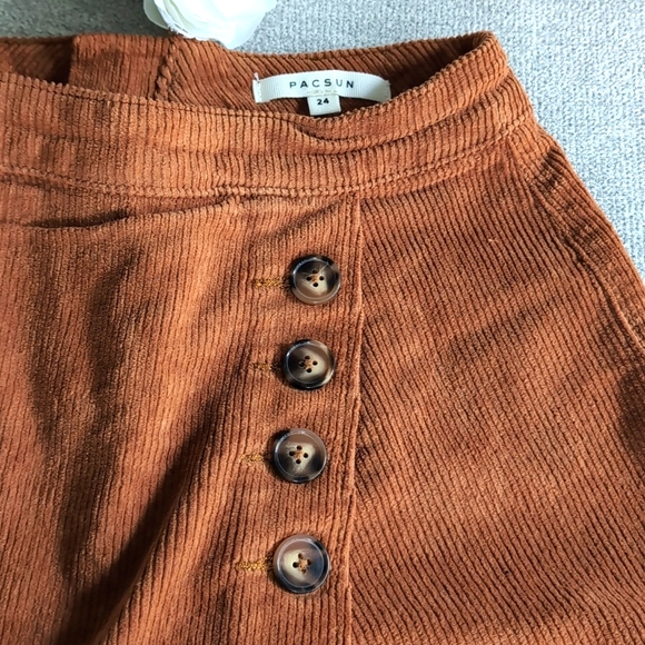 Pac Sun Corduroy Skirt/Skort - Picture 2 of 4